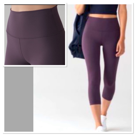 lululemon athletica Pants - Lululemon Wunder Under Crop Leggings
